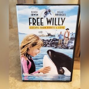 Free Willy Escape From Pirates Cove DVD
